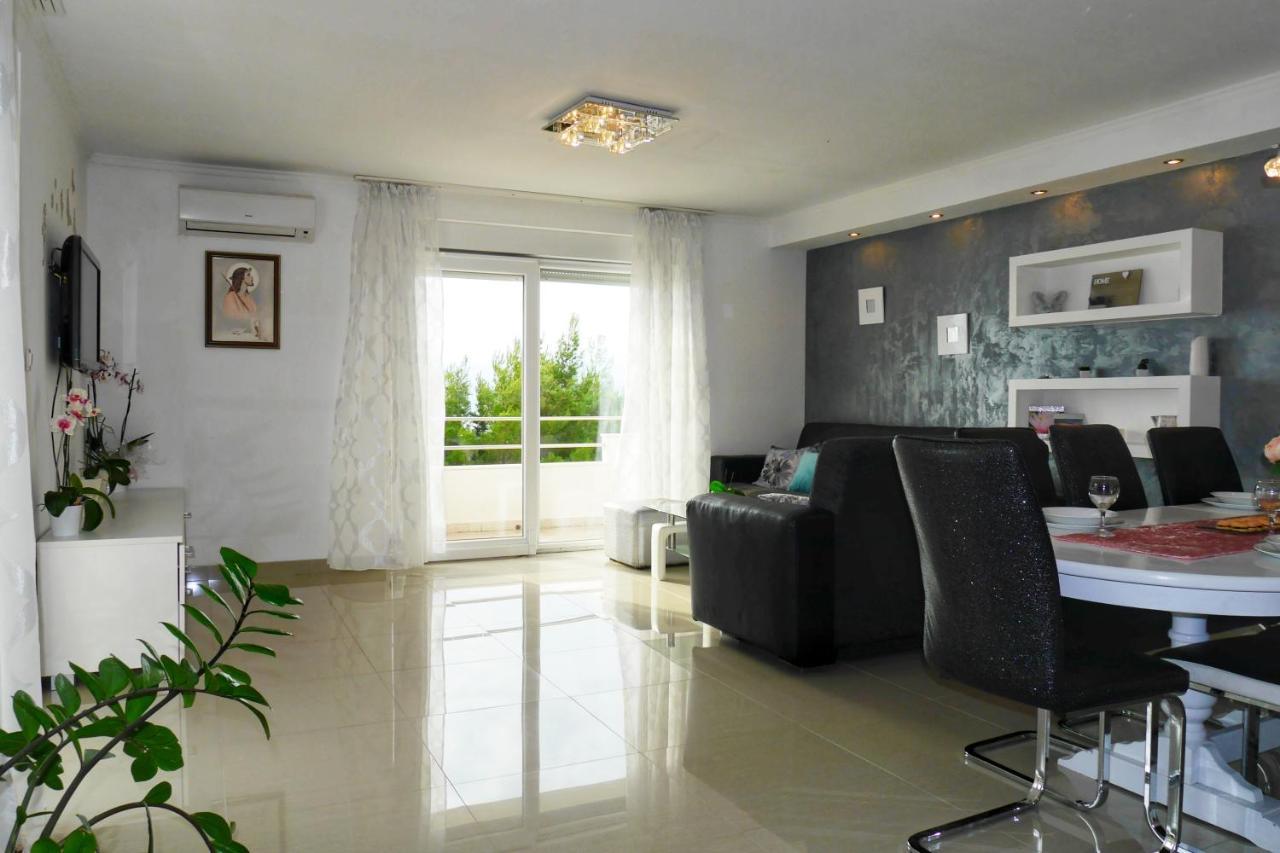 Apartment Nike Целина Екстериор снимка
